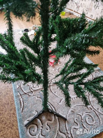 Елка искусственная