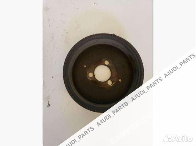 Шкив помпы Audi A4 059121031J