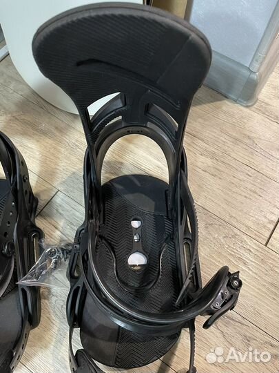 Крепление сноуборд Burton Mission EST размер М