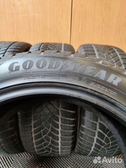 Goodyear UltraGrip Performance 275/45 R21