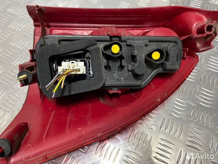 Стоп-сигнал задний левый Peugeot 307