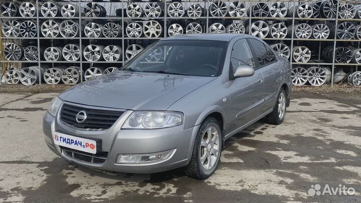 Дефлектор воздушный левый Nissan Almera Classic (B