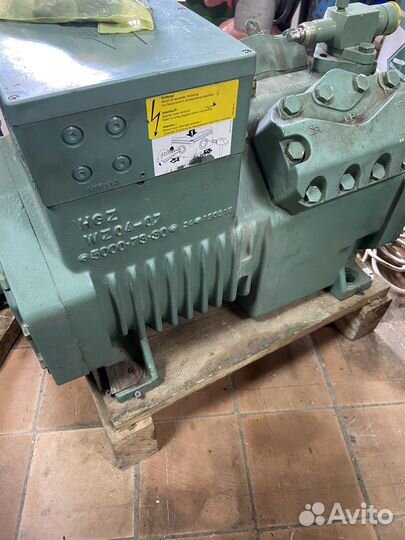 Поршневой компрессор Bitzer 4NES-14Y-40P