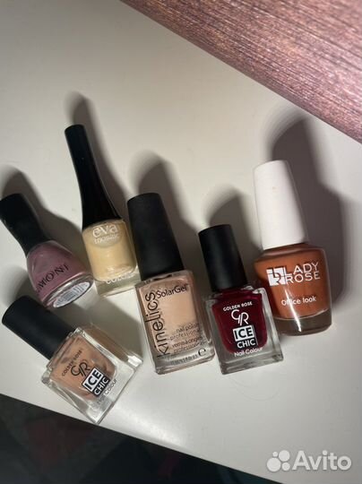 Лаки для ногтей пакетом