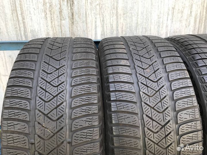 Pirelli Scorpion Winter 295/35 R21