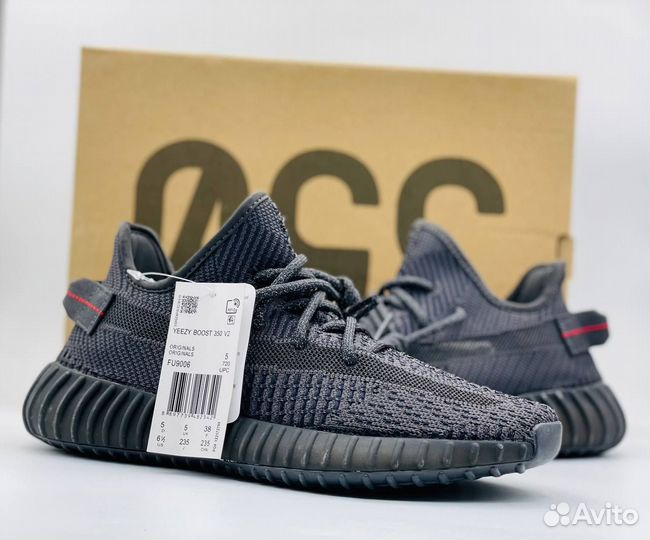 Кроссовки adidas Yeezy boost 350 v2 black static