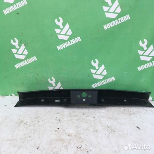 Обшивка багажника Форд Фокус 1