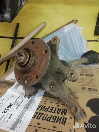 Привод передний в зборе со ступице