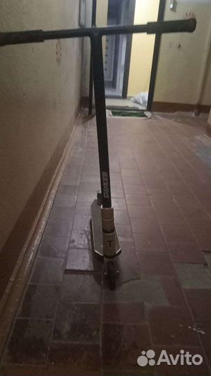 Трюковой самокат Duker 303 grey