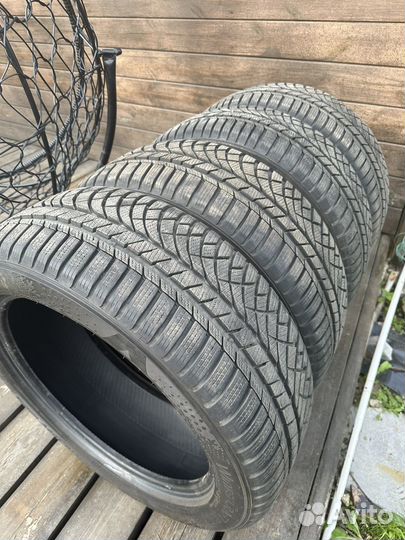 Kumho WinterCraft WP72 245/50 R19 105V