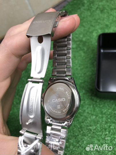 Мужские наручные часы casio новые