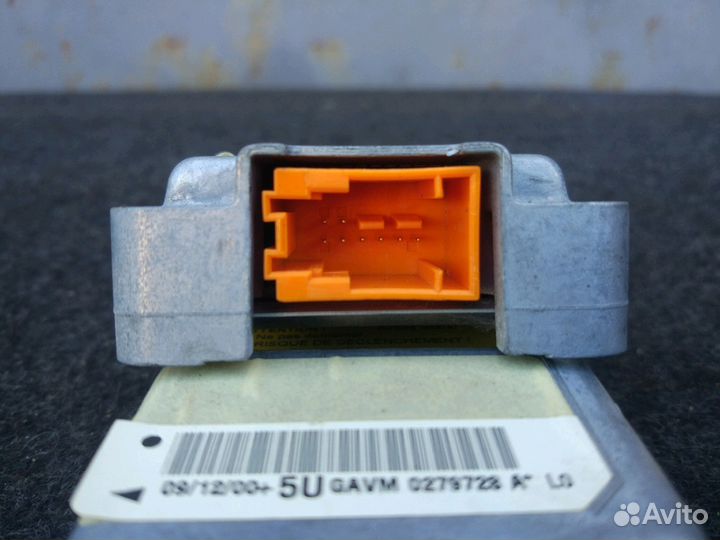 Блок безопасности боковых подушек Пежо 206