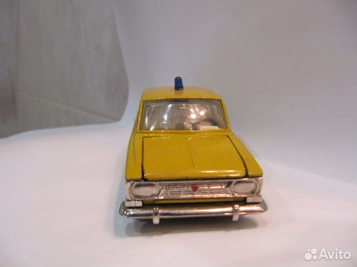Модель Москвич 412 А8 гаи. Мигалка капля