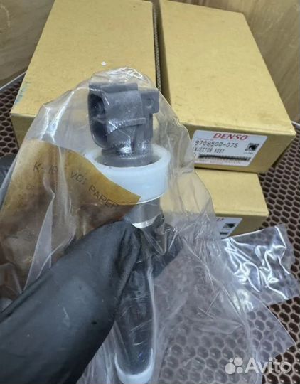 Форсунка Denso Toyota 0950009750