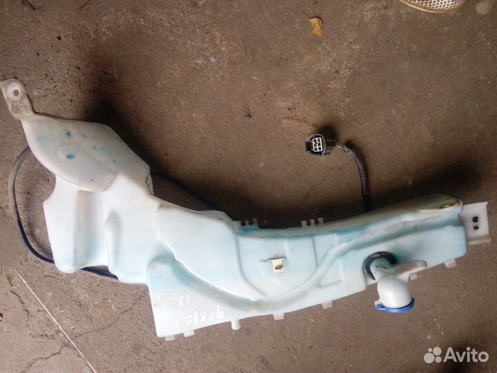 Бачок стеклоомывателя Форд Фокус 2