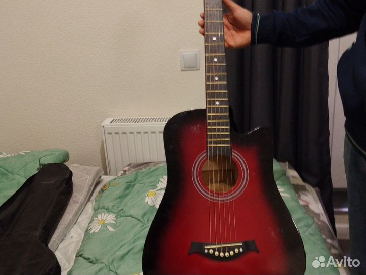 6 струнная бас гитара