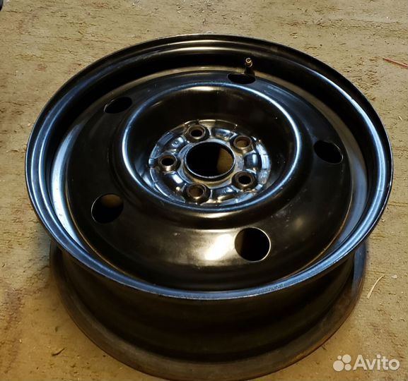 Диск R15 отв.5*100 Subaru