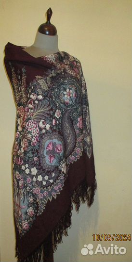 Платок (шаль) павловопосадский, авт. Т.Сухаревская