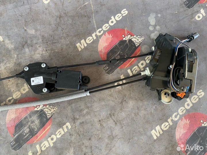 Замок правой электро сдвижной двери Mercedes w639
