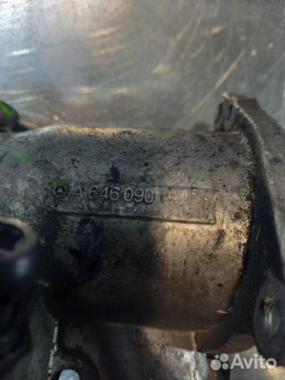 Клапан егр Mercedes C-Class W203 OM646 2.2 CDI