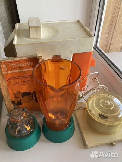 Кухонный комбайн 