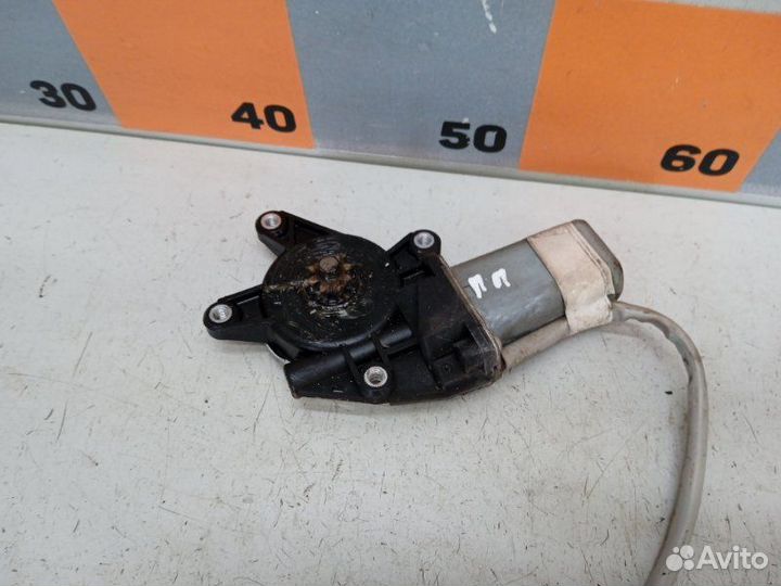 Моторчик стеклоподъемника передний правый Chery