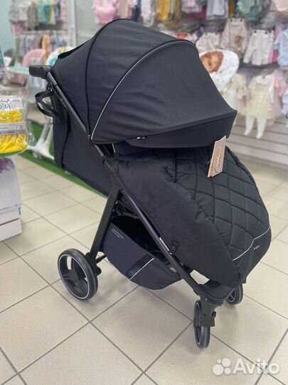 Прогулочная коляска Carrello Bravo