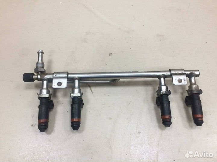 Рейка топливная (рампа) Chevrolet Niva