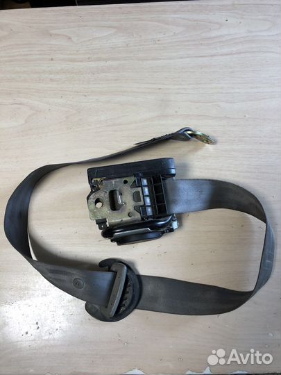Ремень безопасности Volkswagen Passat B5, Skoda