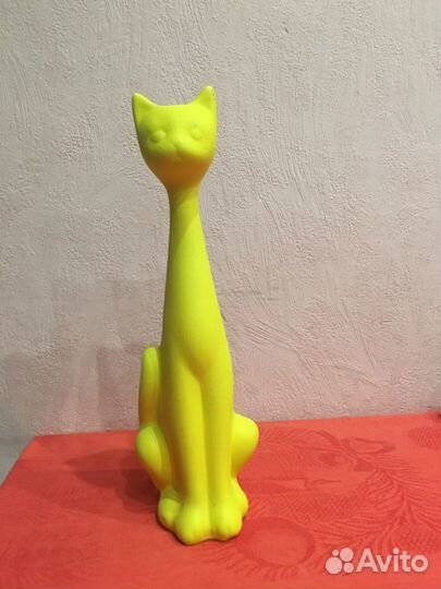 Статуэтка Кошка