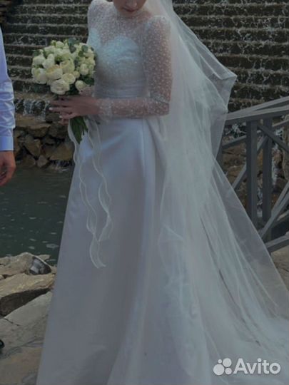 Платье свадебное