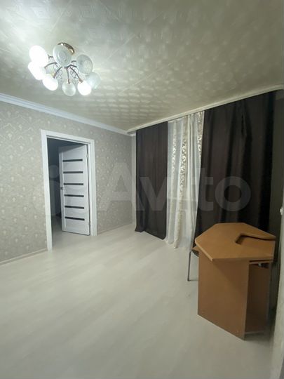 2-к. квартира, 43 м², 3/5 эт.