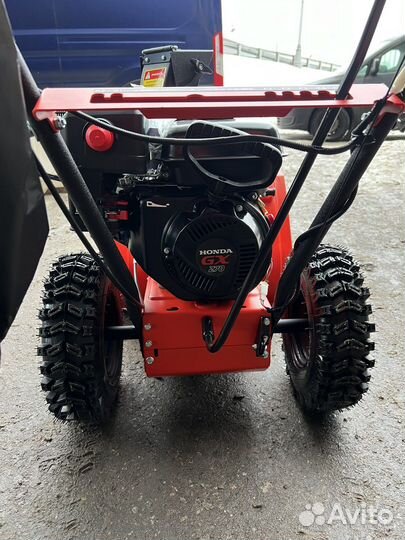 Снегоуборщик бензиновый Honda HSS GX270 9HP