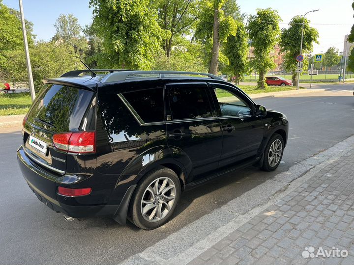 Citroen C-Crosser 2.4 CVT, 2011, 110 000 км