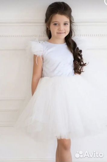 Платье нарядное пышное