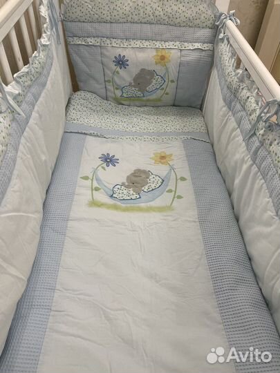 Бортики на детскую кроватку