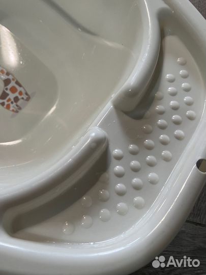 Ванночка для купания с подставкой