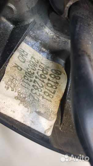 Зеркало боковое правое Mitsubishi Carisma