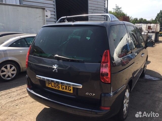 Разбор на запчасти Peugeot 807