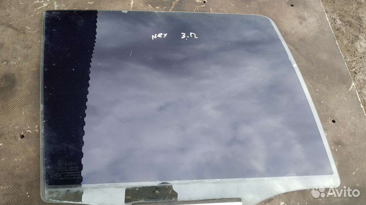 Заднее боковое стекло Дэу Нексия