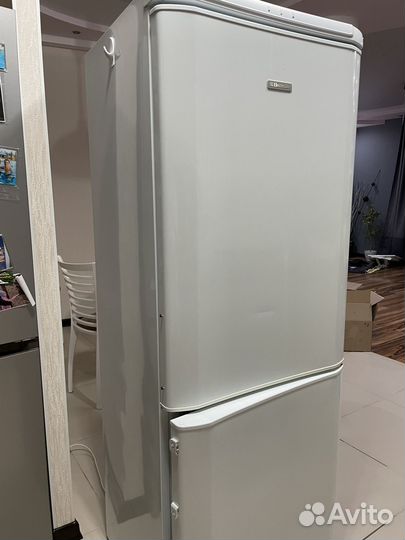 Холодильник бу Electralux