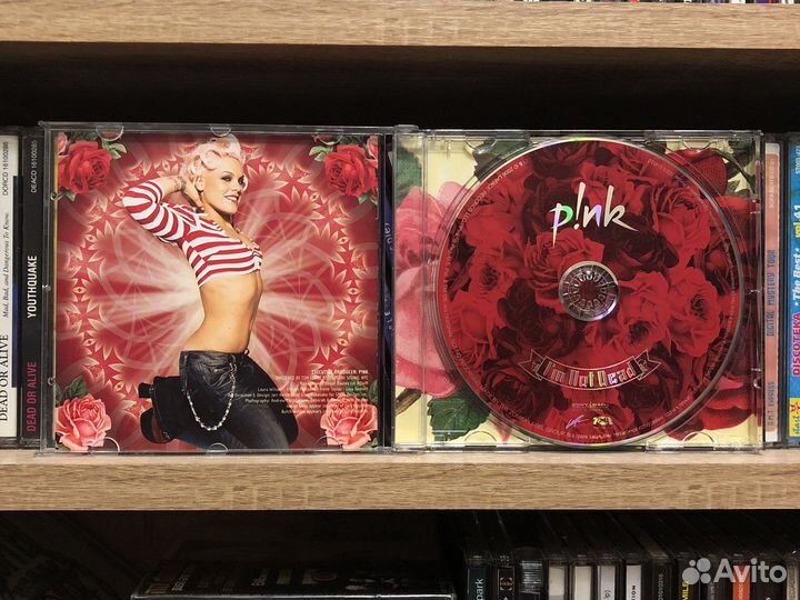 CD pink – I'm Not Dead