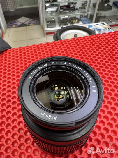 Зеркальный фотоаппарат Canon EOS 600D