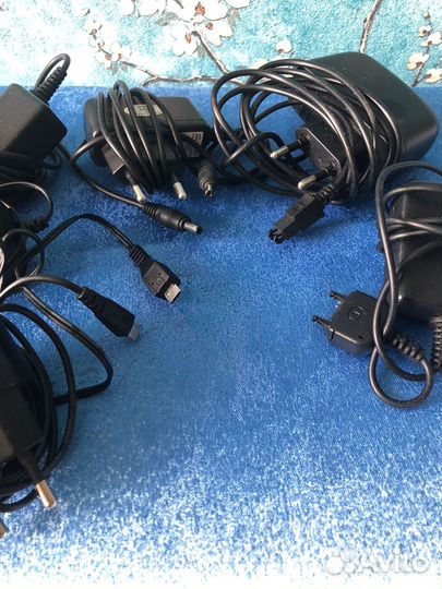 Зарядки разные