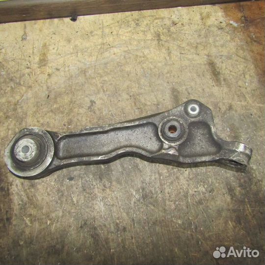 Рычаг поперечный нижний (прямой) левый Jaguar XF