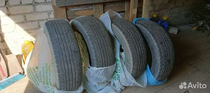 Kumho Road Venture ST KL16 235/65 R17