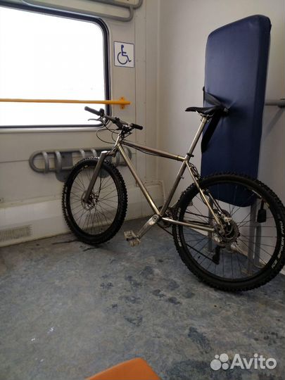 Титановая вилка