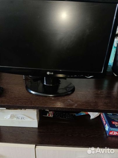Монитор LG 20 дюймов