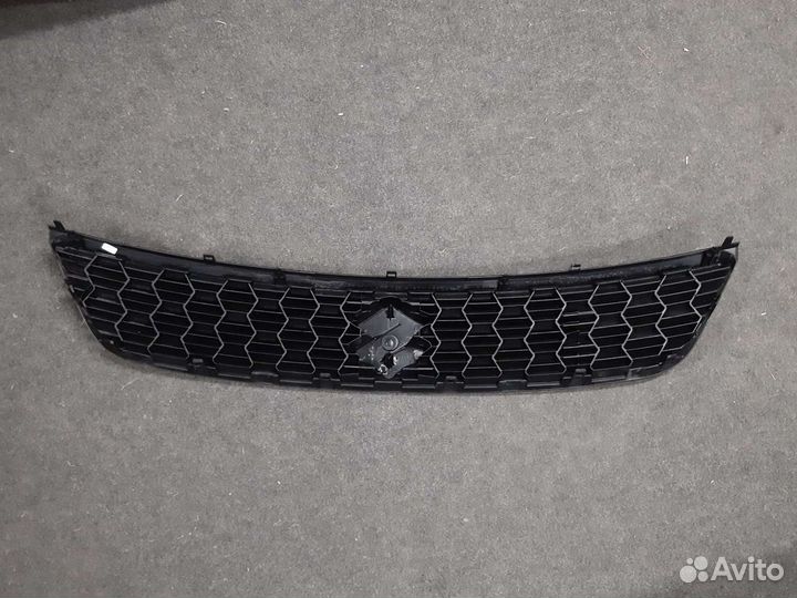 Решетка радиатора Suzuki Swift