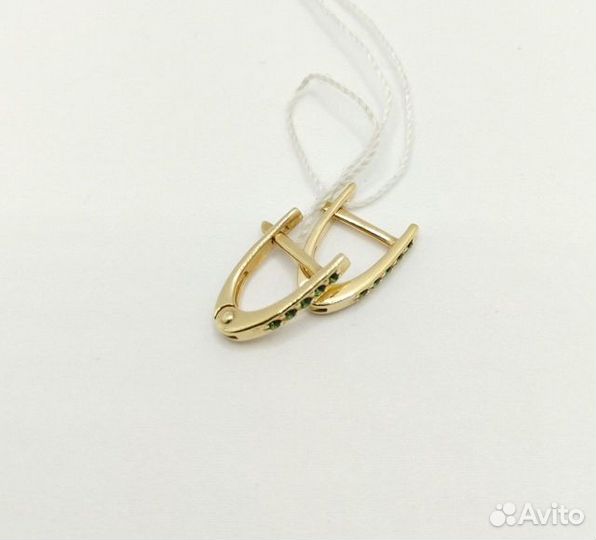 Золотые серьги с камнем